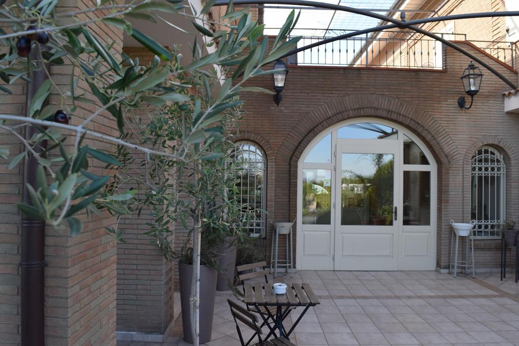 Le Nicchie Guest House Lucera Exteriör bild